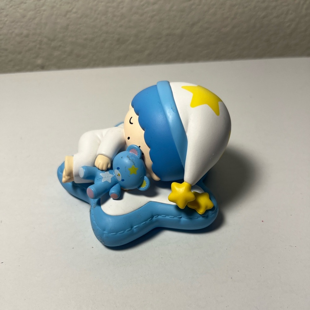 POP MART Sanrio Characters Fall Asleep Series Little Twin Star Kiki